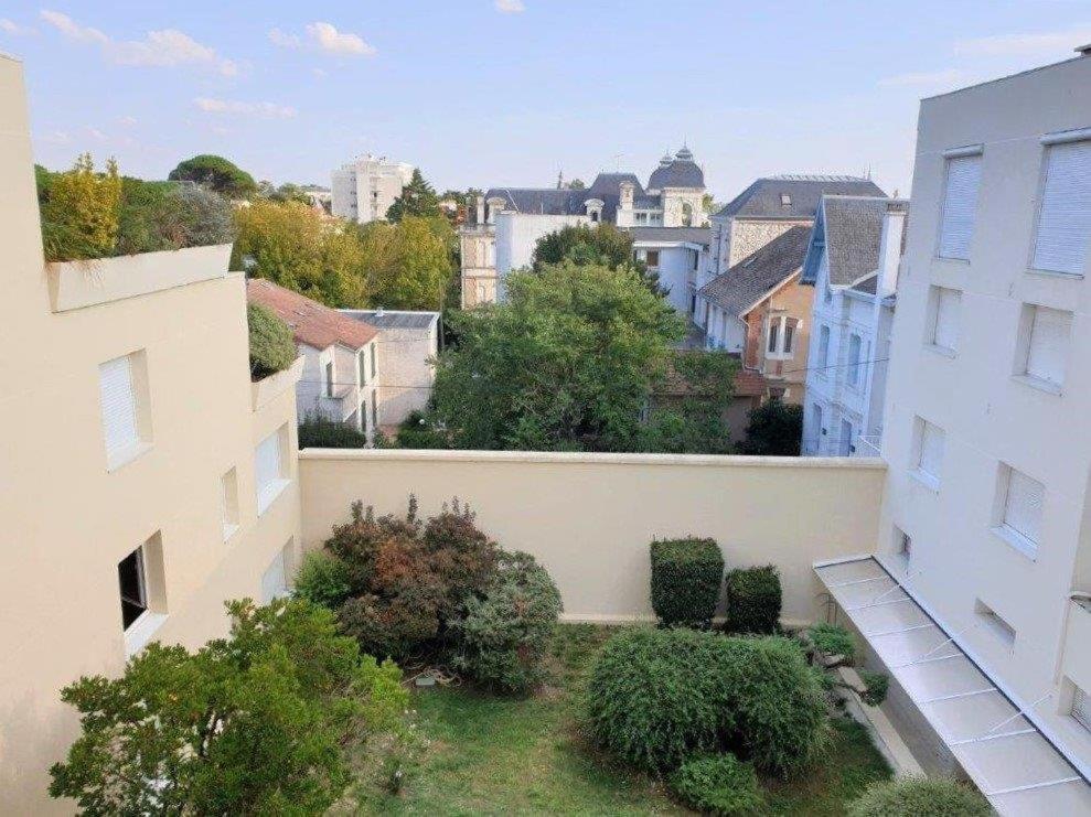 Royan - Studio Lumineux Au Calme - 30M De La Plage - Quartier Du Parc Eksteriør bilde