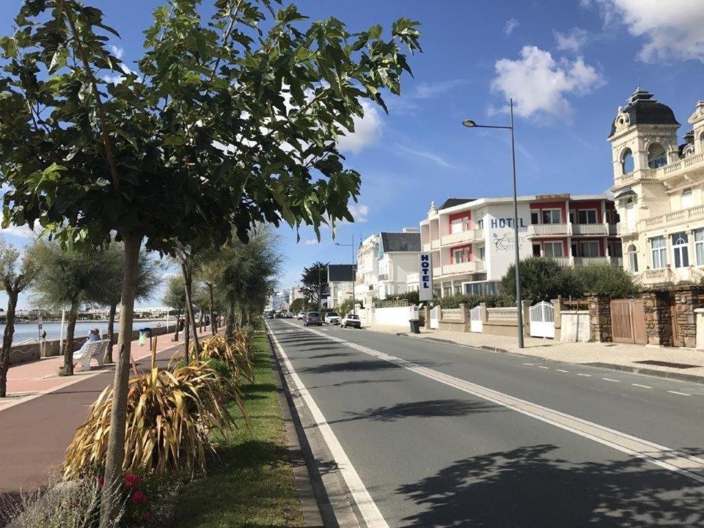 Royan - Studio Lumineux Au Calme - 30M De La Plage - Quartier Du Parc Eksteriør bilde