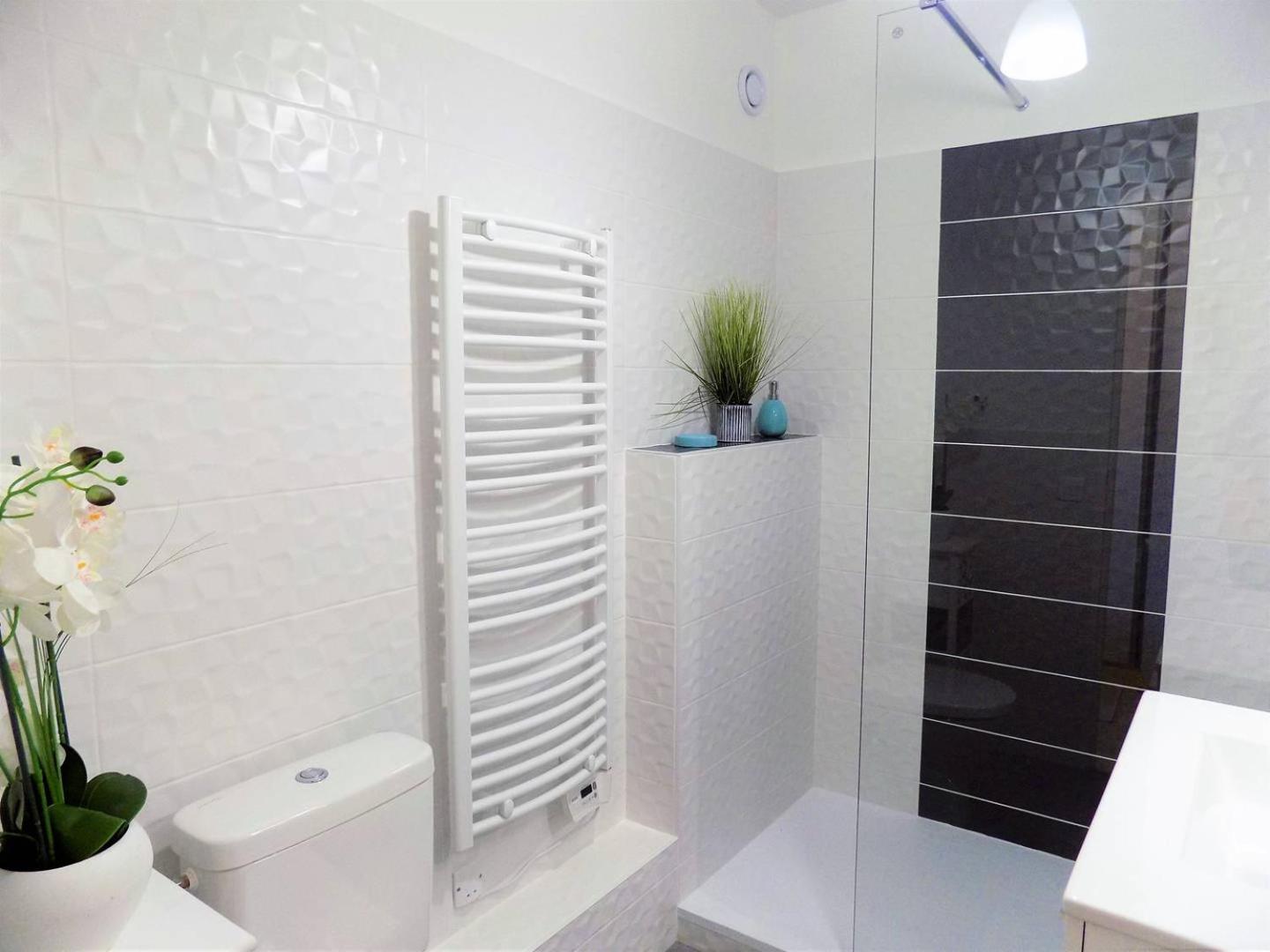 Royan - Studio Lumineux Au Calme - 30M De La Plage - Quartier Du Parc Eksteriør bilde