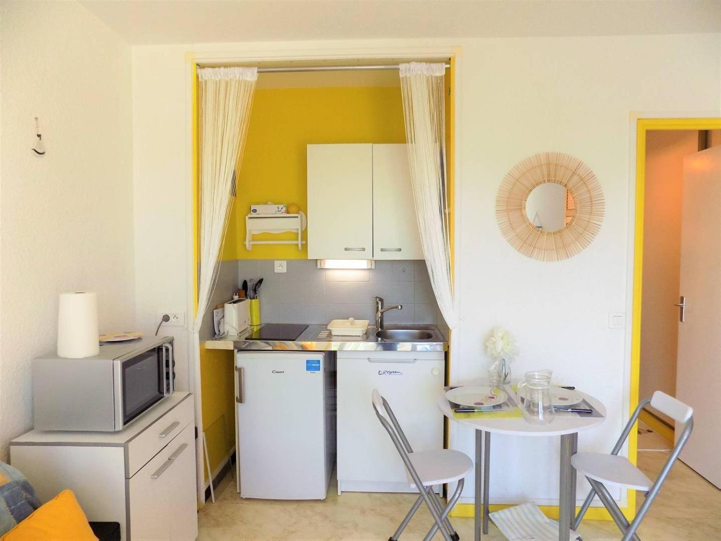 Royan - Studio Lumineux Au Calme - 30M De La Plage - Quartier Du Parc Eksteriør bilde